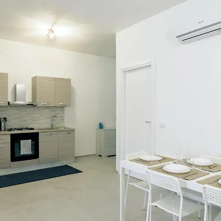 Apartment Casa Vacanza Con Cucina Attrezzata *